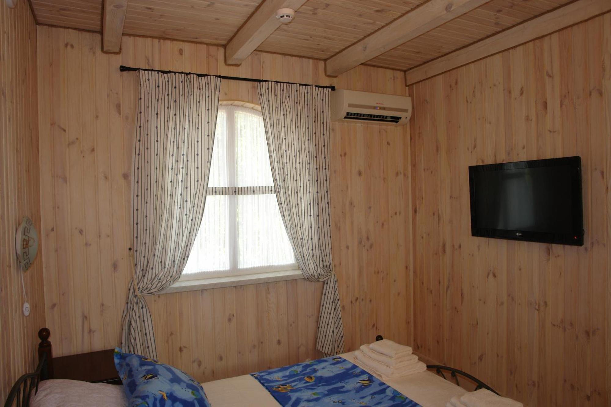 Hotel Sicilia Черноморск Екстериор снимка